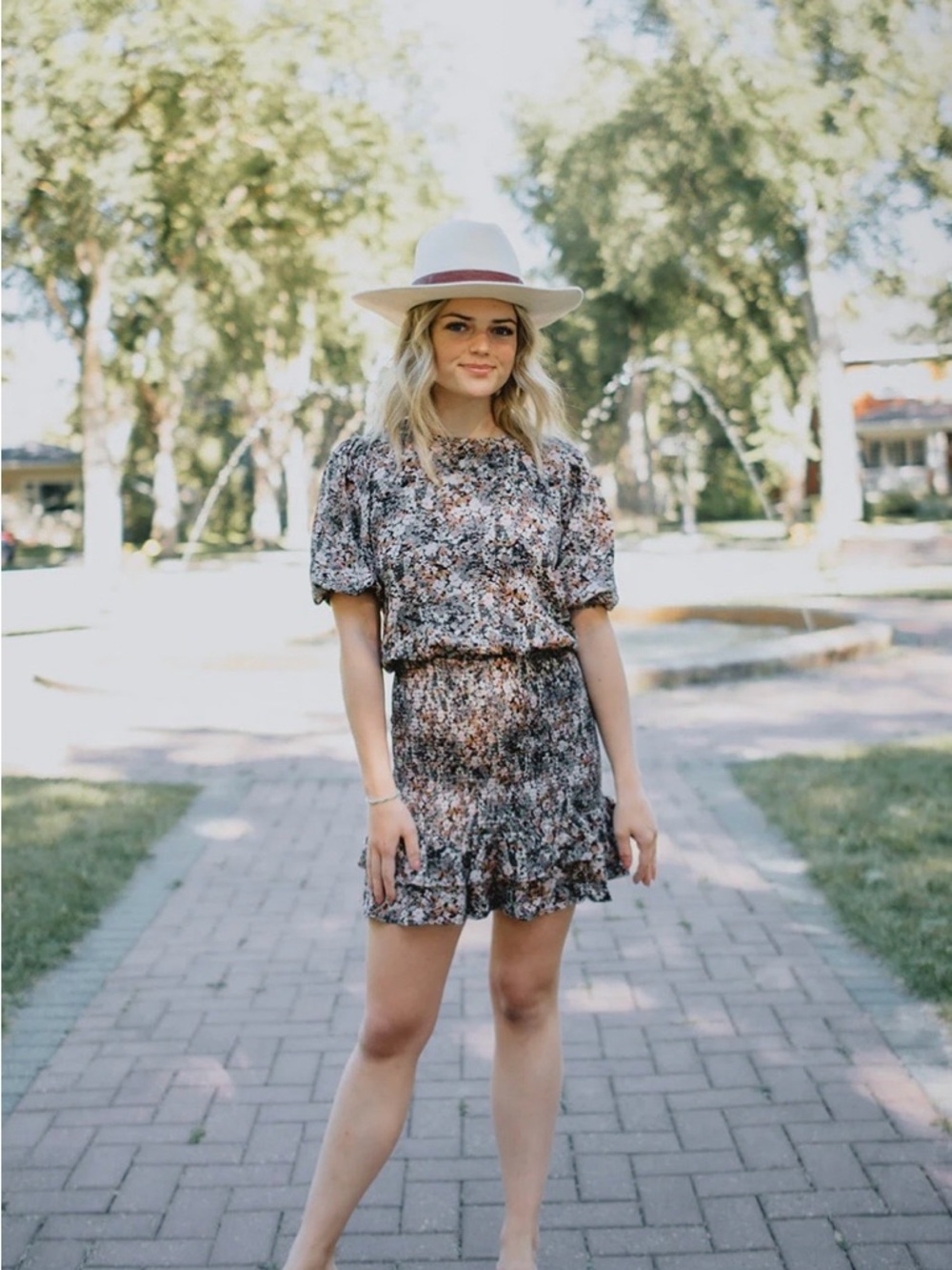 Saltwater Luxe Women's Floral Blouson Midi Dress in Peach and Black